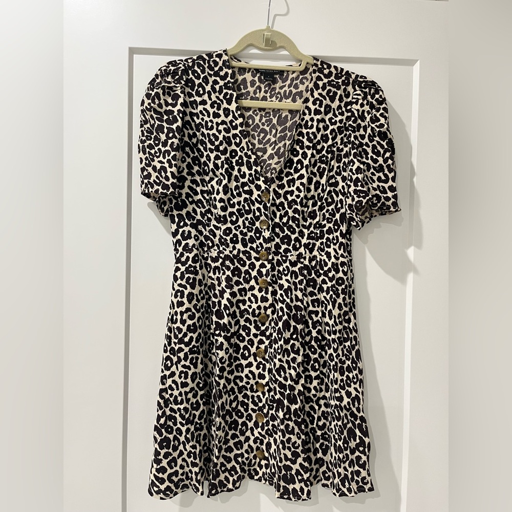 Something Navy Leopard Print V Neck Puffed Shoulders Dress, Size Small